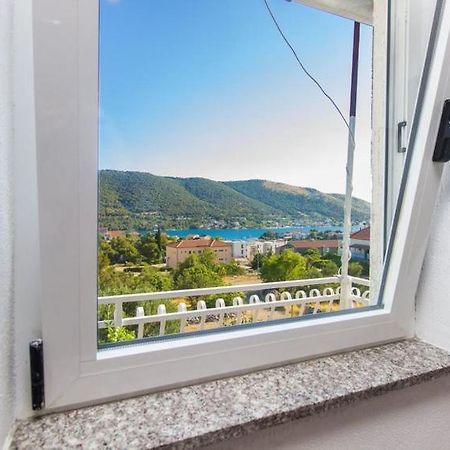 Apartman Belakusic 1 Grebastica Ngoại thất bức ảnh
